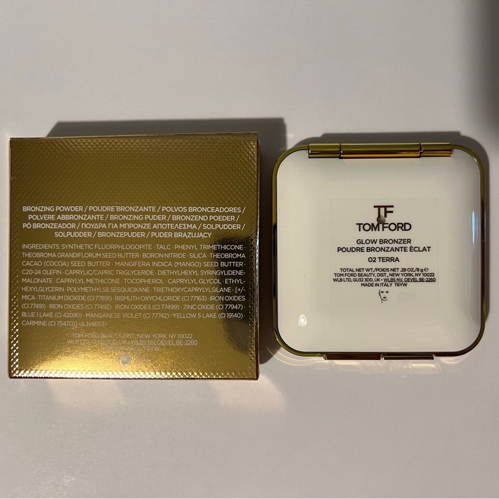 Tom Ford Soleil Glow Bronzer — Terra - Picture 4 of 5